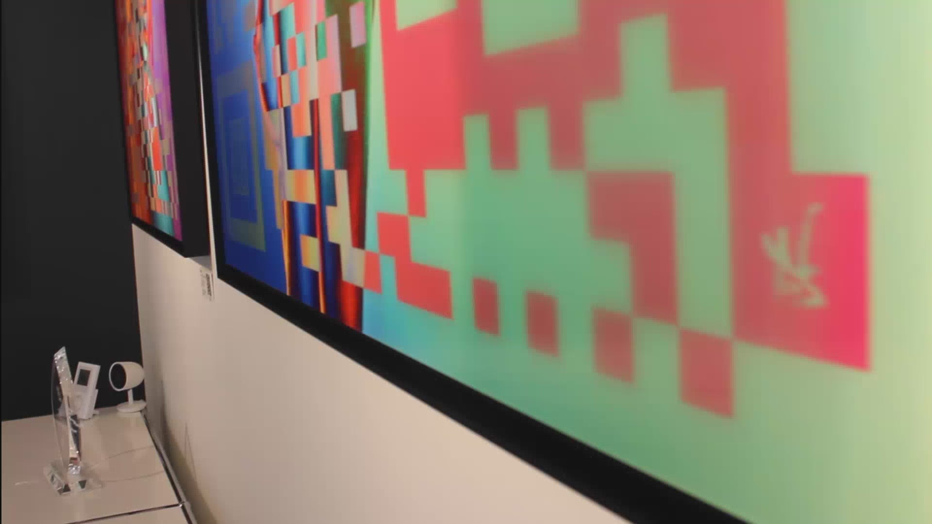 Charger la vidéo : Découvrez L'univers Lenticulaire de YooNs